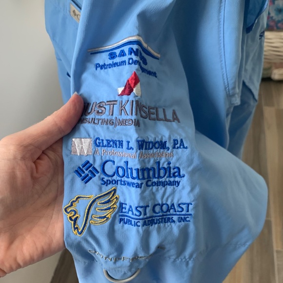 Columbia embroidery fishing shirt blue,  size L - Picture 7 of 7